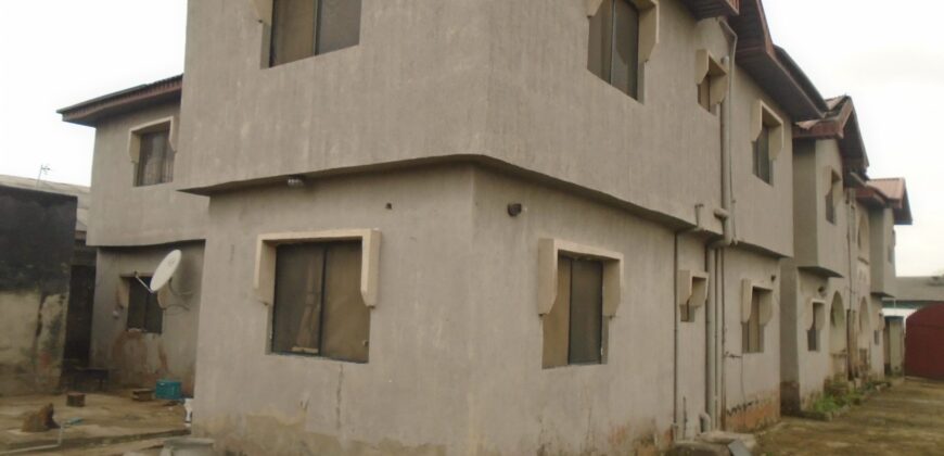 BLOCK OF 4 NOS 2BEDROOM FLAT, 2NOS 3BEDROOM FLAT, WITH VACANT PLOT AT WESTWOOD ESTATE, BADORE