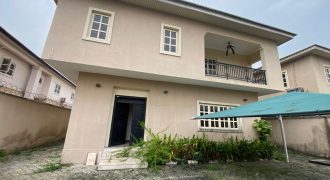 5-Bedroom Detached House + BQ  To Let in Lekki Phase 1